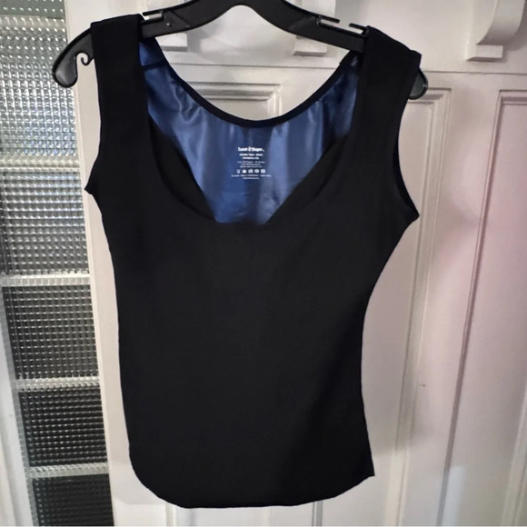 OGEENIER Women’s Active Tank Top Size large  Black Open Back Workout Shirt - Picture 8 of 8